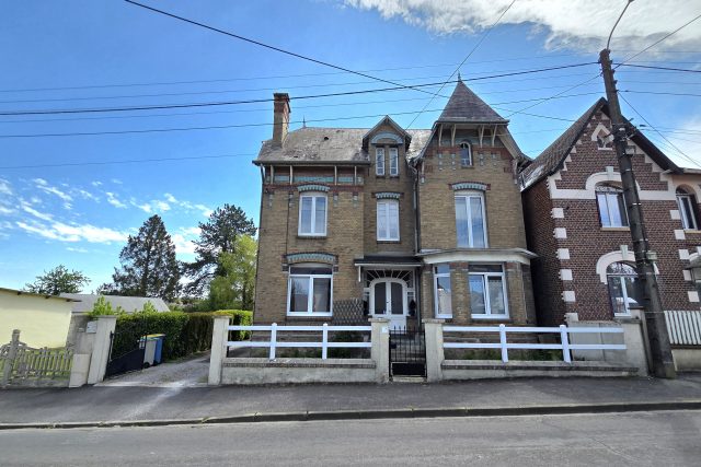 Magnifique maison bourgeoise située à Hirson