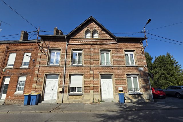 Lot de deux maisons louées 1230 €/mois à Hirson