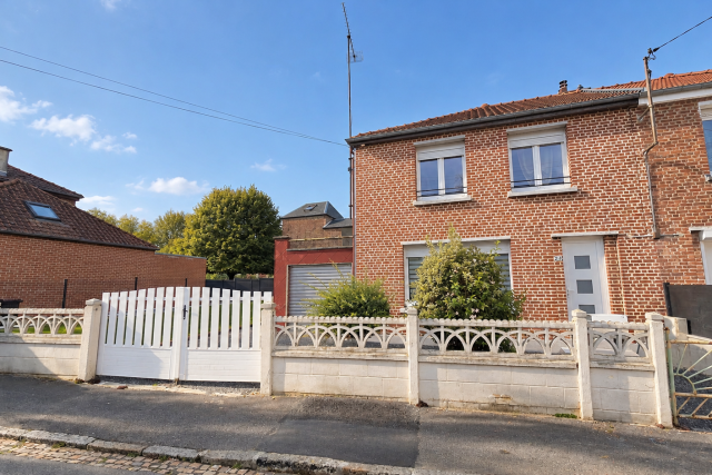 Ravissante maison rénovée située à Avesnelles